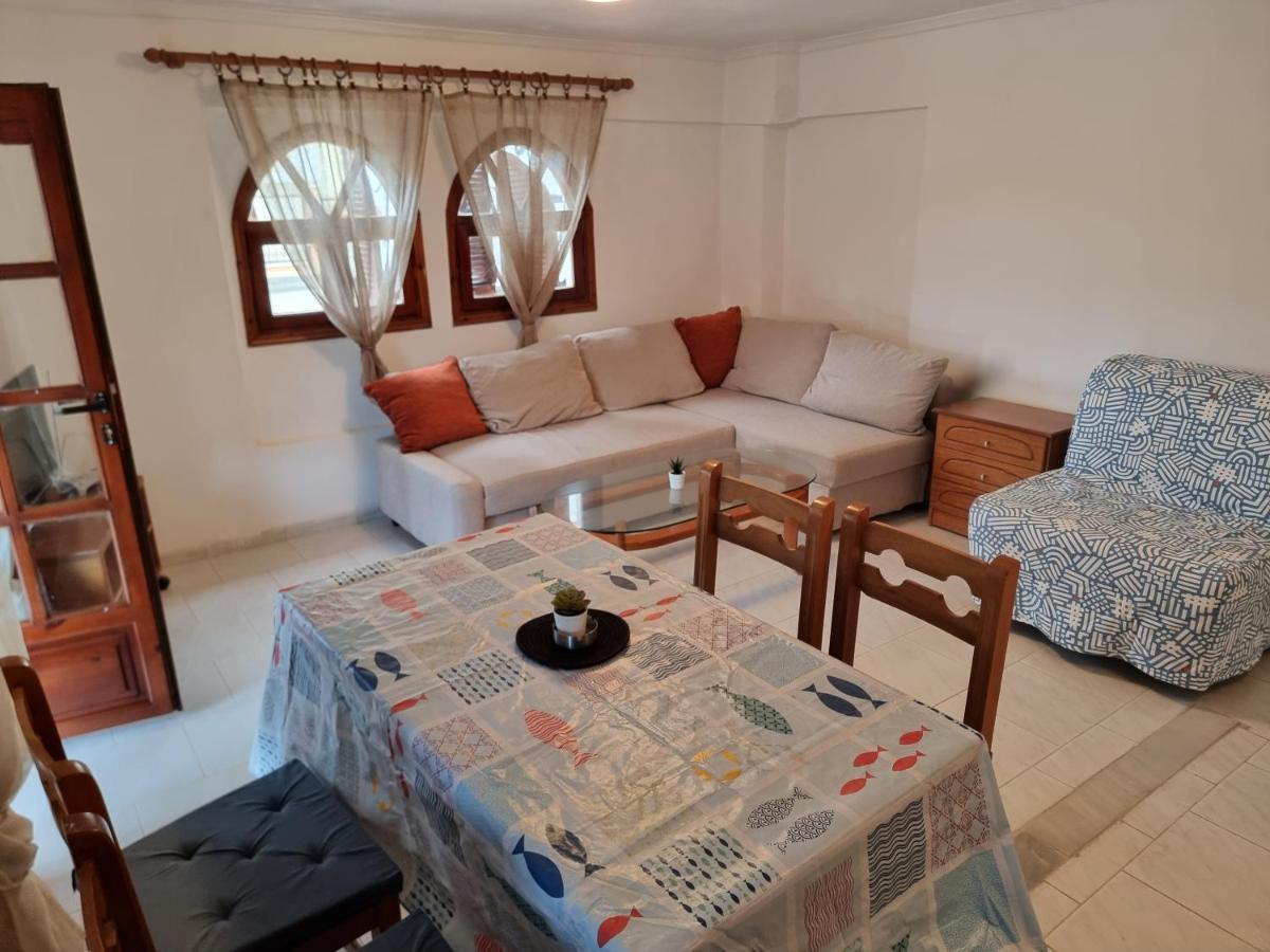 Lucas4 Flogita Apartment Luaran gambar